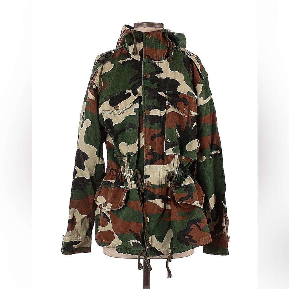 Thirty 6 Point 5 utility camo army military jean jacket, size small
